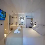 Yalos View By Toy Mykonos *